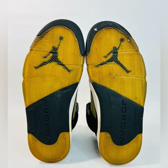 Jordan 5 Retro “Oreo” 136027-035 size 8.5 - Picture 6 of 14